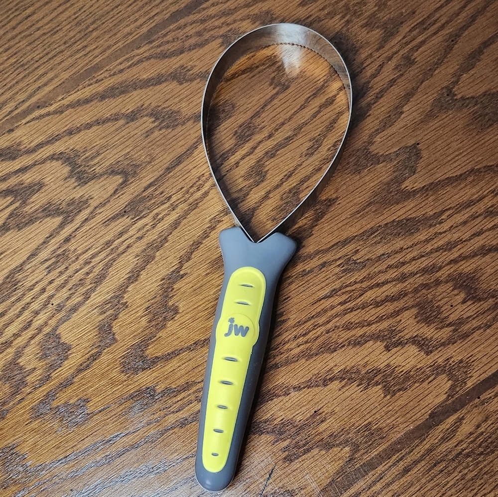 JW Pet brush